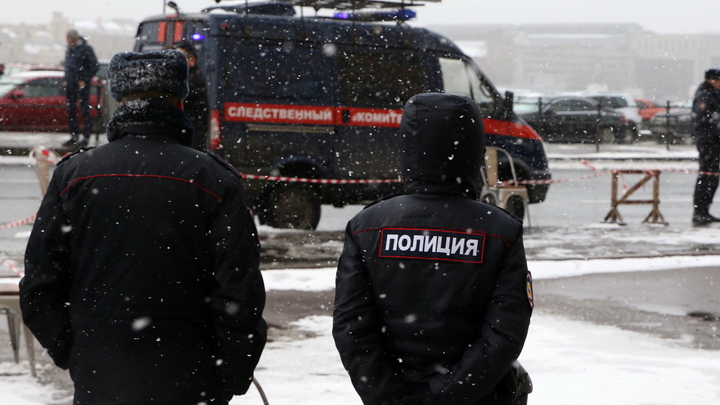 Сжёг паспорт - в тюрьму: Певца Шарлота могут посадить на 6 лет