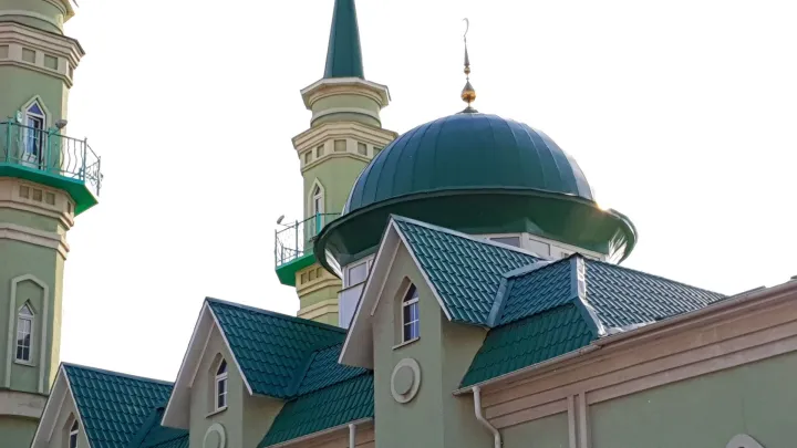 Религиовед Силантьев заявил о вытеснении татар мигрантами из мечетей в России