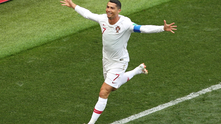Главный тренер команды Португалии прокомментировал исторический рекорд Роналду по голам за сборную