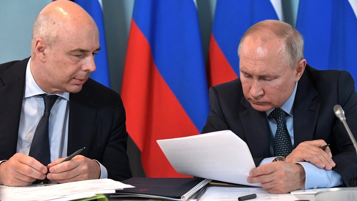 Раскошелиться ради пенсионеров на сотни миллиардов: Минфин получил прямой посыл от Путина