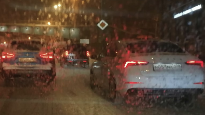 Считайте сами: массовое ДТП в Петербурге собрало на КАДе десяток авто