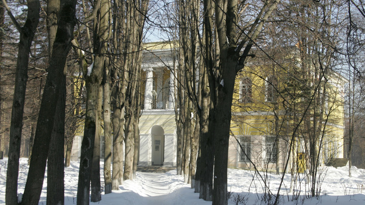 В Екатеринбурге на продажу выставлена квартира с бомбоумежищем