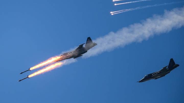 Министр обороны Великобритании назвал базу ВКС России в Крыму законной целью Украины