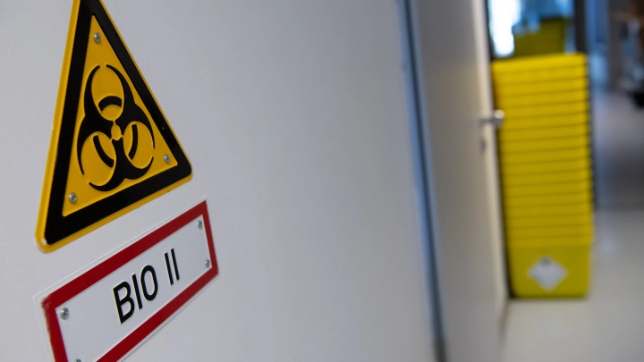 В Нью-Йорке вспышка опасной инфекции: Один человек уже скончался, ещё два десятка заражены