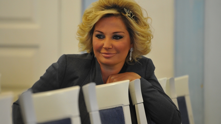 Испугавшаяся Путина Максакова отдала Крым Украине: Вы меня зачем спрашиваете?