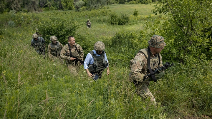 Под Артемовском украинские боевики бросили стратегически важные высоты – данные луганского МВД