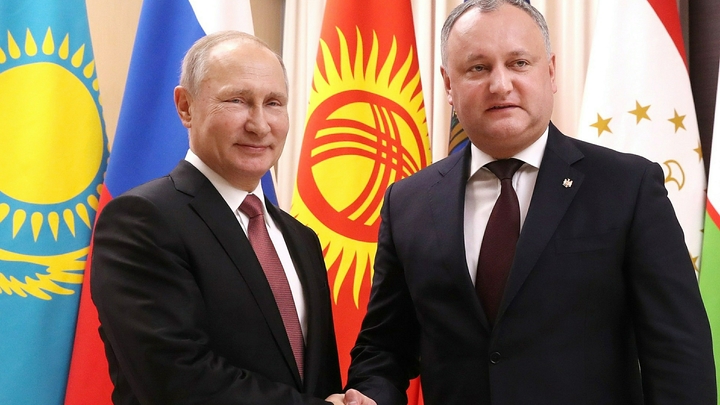 Поеду осенью: Президент Молдавии Додон рассказал о планах посетить Россию