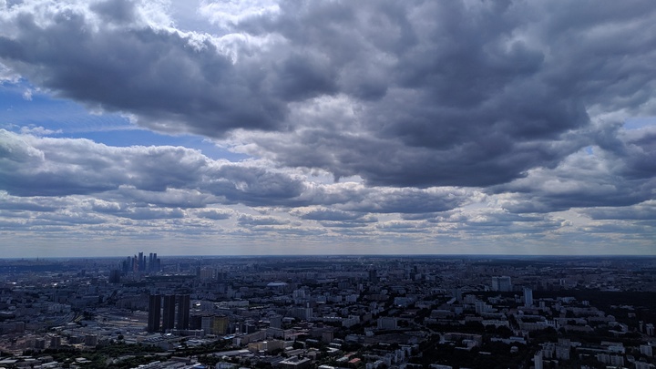 Жители Новосибирска почувствовали запах гари в воздухе после похолодания