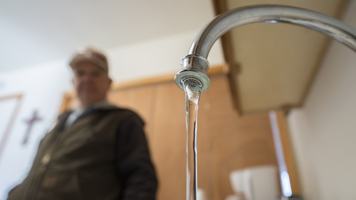 Когда в Новосибирске начнут отключать горячую воду: план на май 2024 года