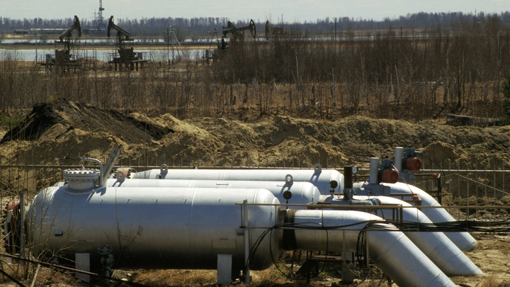 Киев пригрозил Венгрии блокировкой нефтепровода Дружба