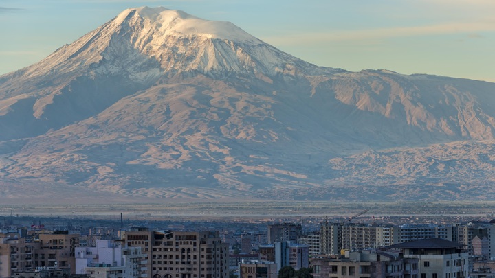 В Армении полетели головы: Официальный представитель Минобороны оправдался после ухода