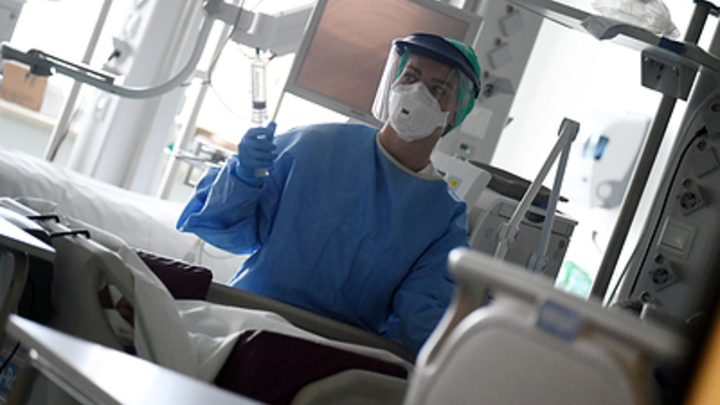 Мы словно в военной зоне: Медбрат из США заявил об абсолютном безумии в больнице