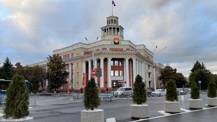 Кемерово вышел на первое место по заболеваемости коронавирусом в регионе