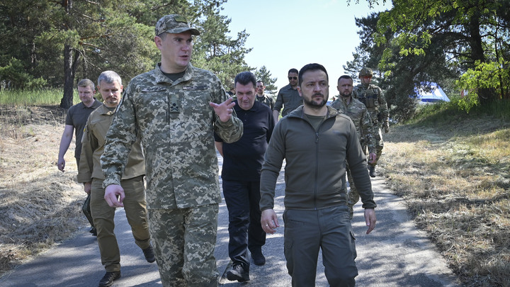 Полковник США заявил, что боевики ВСУ узнали о Зеленском самое страшное