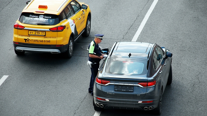Уклонисты не смогут сесть за руль и получать права. Указ МВД вступил в силу 11 июля