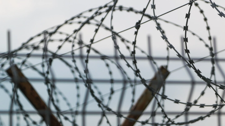 Украину и Белоруссию разделили валуны и мусор