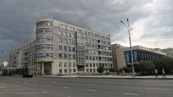 На главу управления капстроительства Новосибирской области завели уголовное дело