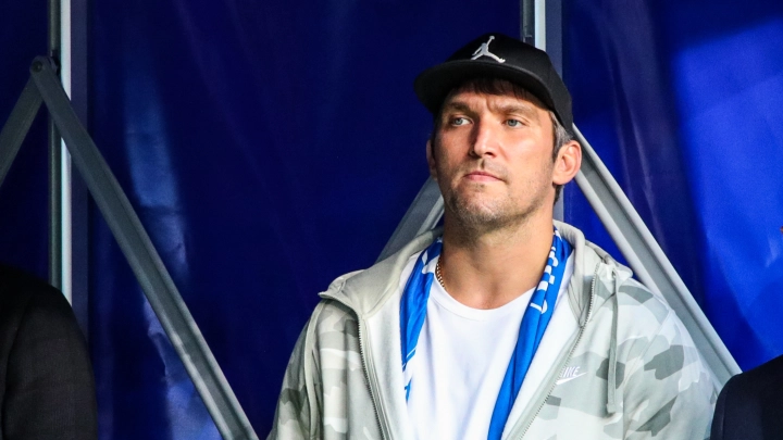 В Думу пойдёт: Овечкин возвращается в Россию - в Сети взбудоражены