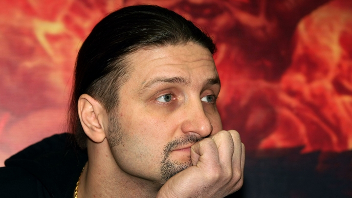 Я не знаю, что ответить: Запашный растерялся от вопроса об эшелонах с оружием