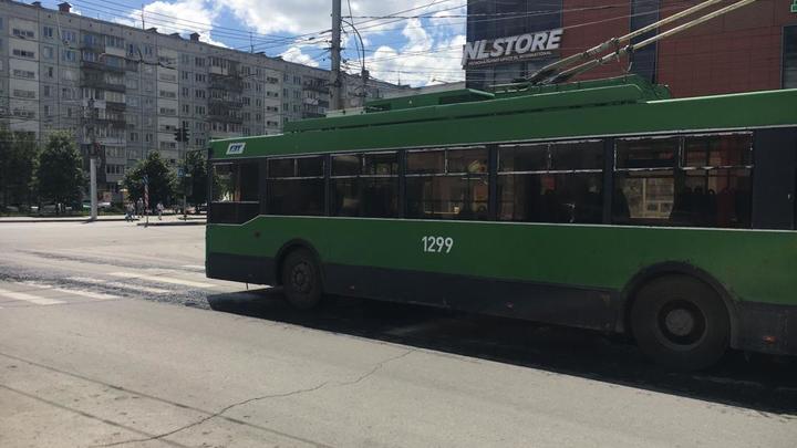 В Новосибирске из-за ремонта переезда изменятся троллейбусные маршруты