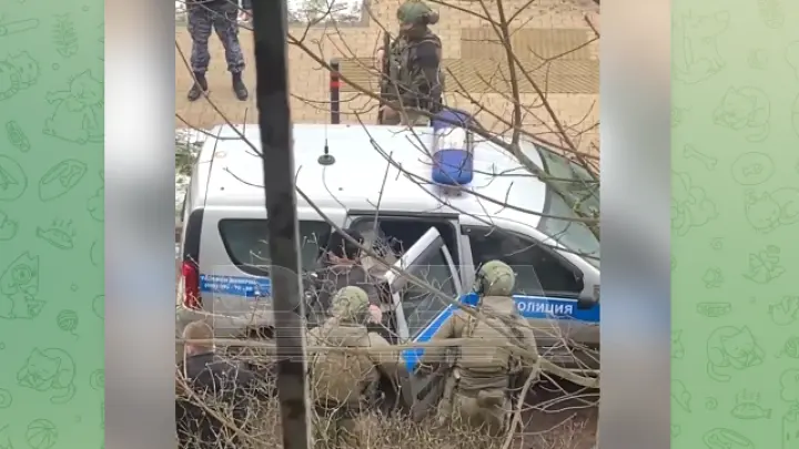 Появилось видео задержания напавшего на школу в Одинцово подростка