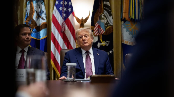 SCMP: США проигрывают Китаю и Индии из-за тарифного покера Трампа