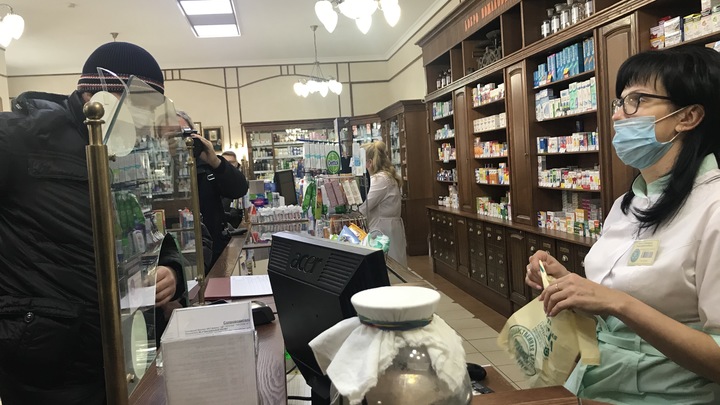 Мэр Кургана рекомендовал пожилым горожанам лучшее время для похода в аптеку