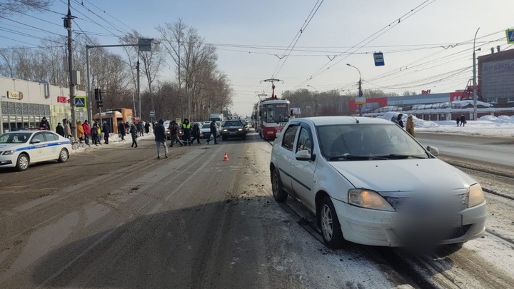 В Новосибирске на пешеходном переходе сбили 10-летнего ребёнка