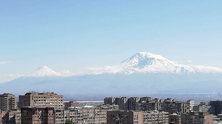 Тепло и солнце возвращаются в Ереван и не только