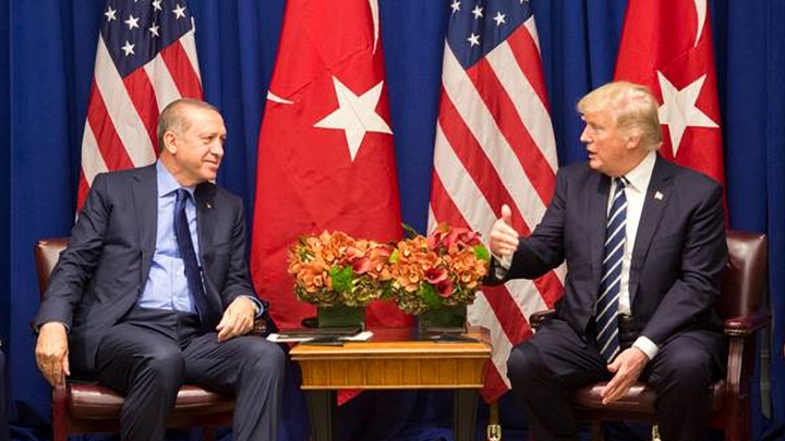 США и Турция делят северную Сирию: Кто кого кинет первым
