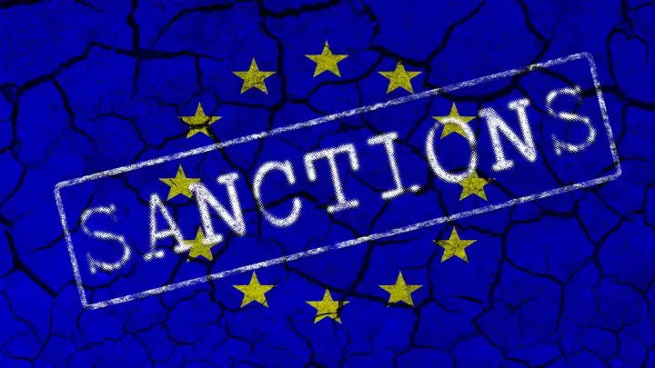 Фицо: Словакия не будет блокировать 18-й пакет санкций ЕС против России