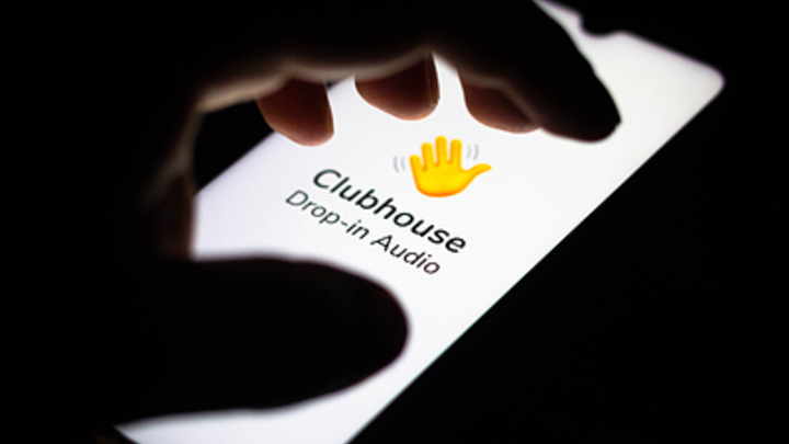 Во Франции началось расследование против Clubhouse