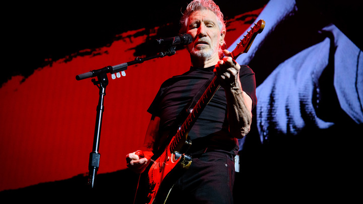 Они уже убивали: Лидер Pink Floyd попал в расстрельный список из-за поддержки России