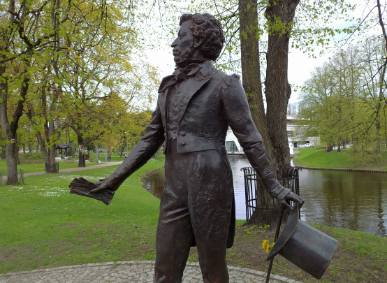 Жители Кривого Рога смело ответили украинским властям на снос памятника Пушкину