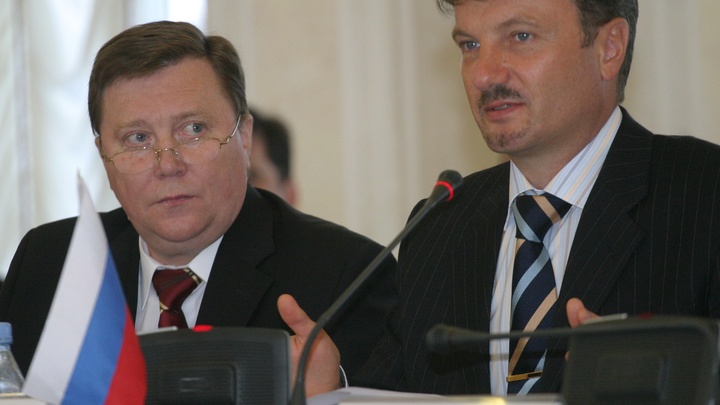 Квартира, коллекция часов и даже попугайчик: Дружочек Грефа обставил Путина в крестики-нолики?