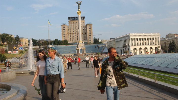 Арестович жёстко проехался по украинцам, ненавидящим русских: “Заплатите за свою глупость”