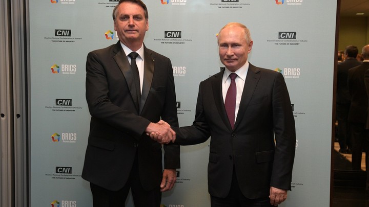 Хитрый план Путина и Болсонару расстроил США