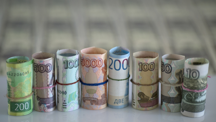 Лицо заемщика: в Екатеринбурге семьи с детьми стали чаще залезать в микрозаймы