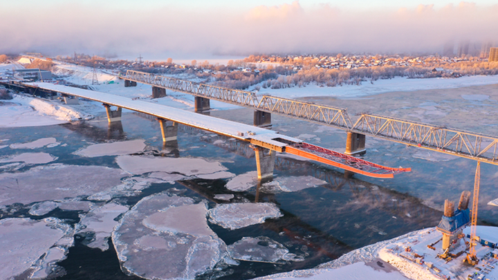 В Новосибирске надвижку четвёртого моста завершат до конца 2021 года