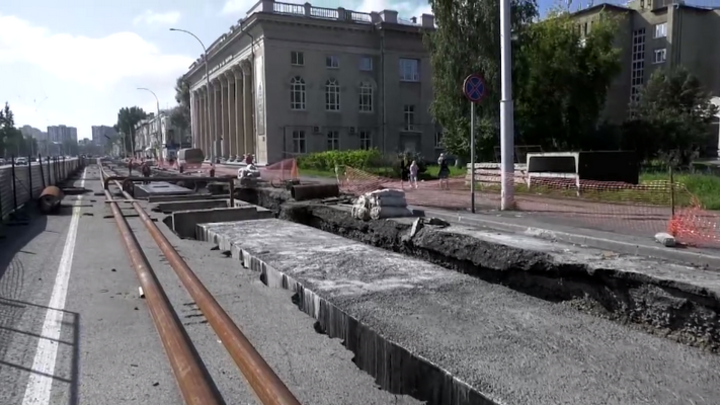 Не успели: участок дороги на улице Дзержинского в Кемерове не откроют до октября