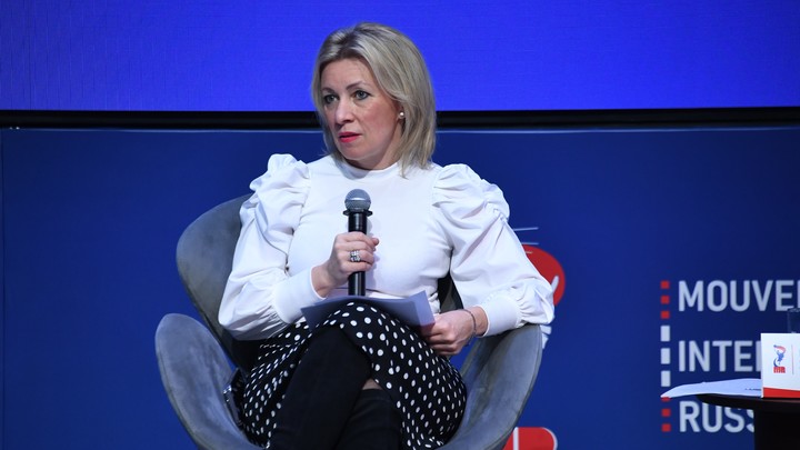 Но вы же молчите в тряпочку: Захарова одним примером ответила на претензии Дании