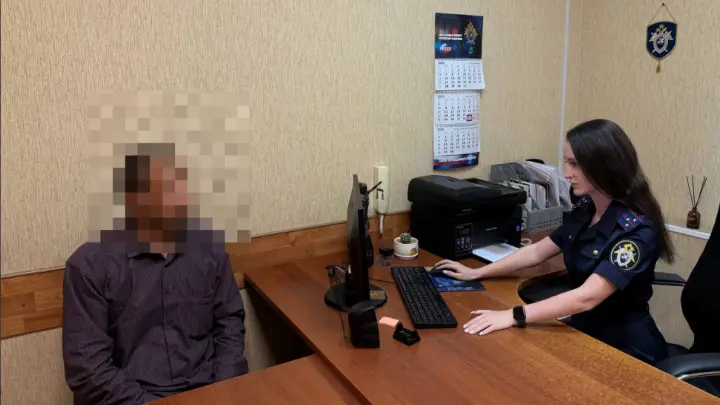 Вытерпел три месяца: мигрант-педофил напал на ребёнка на глазах у его родителей