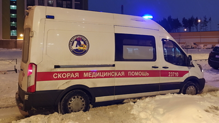 В Чите на улице Недорезова 44-летняя женщина попала под колёса иномарки