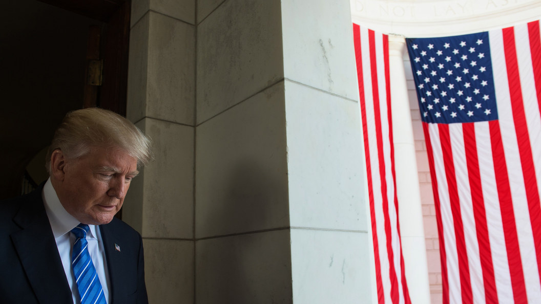 Пентагон случайно отправил Трампа в отставку Пентагон случайно отправил Трампа в отставку