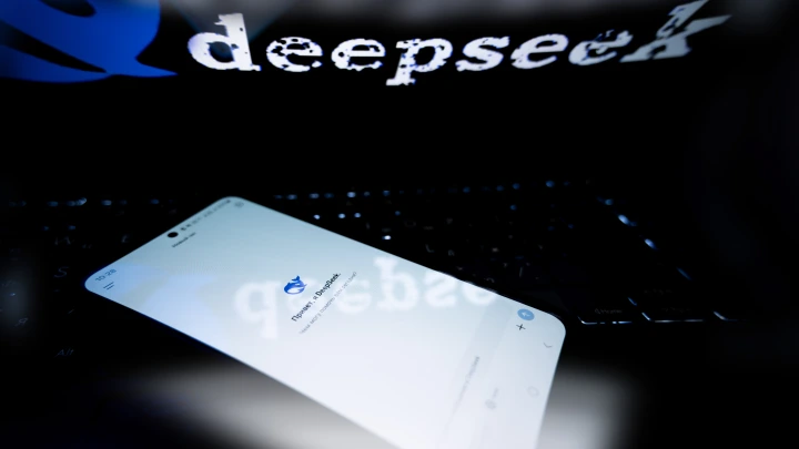 Нейросети любят русский: исследование показало, какой язык ИИ понимает лучше