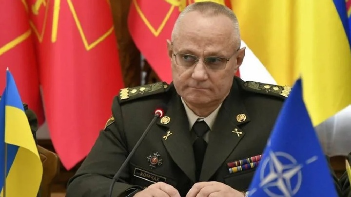 Украинское командование пытается уничтожить Азов* — военкор