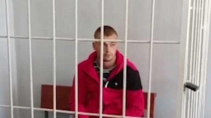 Осквернителя памятника из Щербиновского района посадили под домашний арест