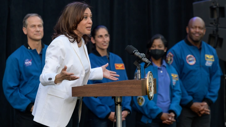 Россия внесла в стоп-лист 29 американцев. Им пожизненно запрещён въезд в страну. Кто попал под санкции?