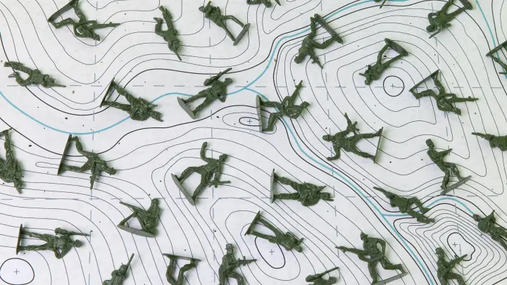 В Киеве праздник. ГУР отчитывается об очередной победе над русским кораблём. Но всё это зря