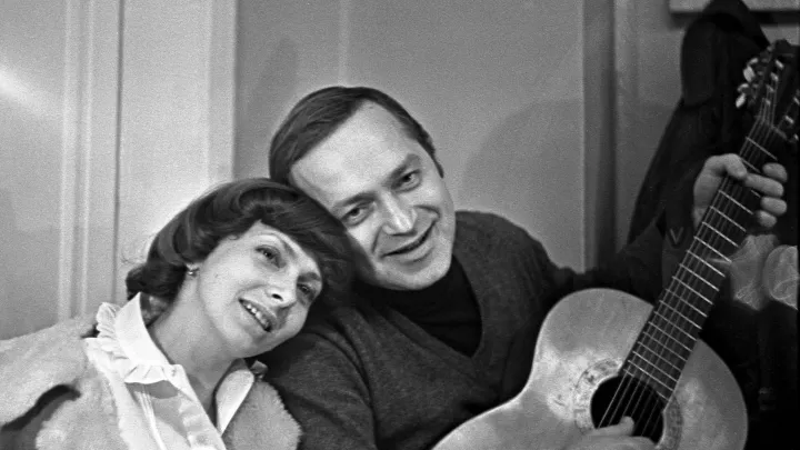 И до бардов Никитиных добрался Михалков. Не надо было помогать ВСУ